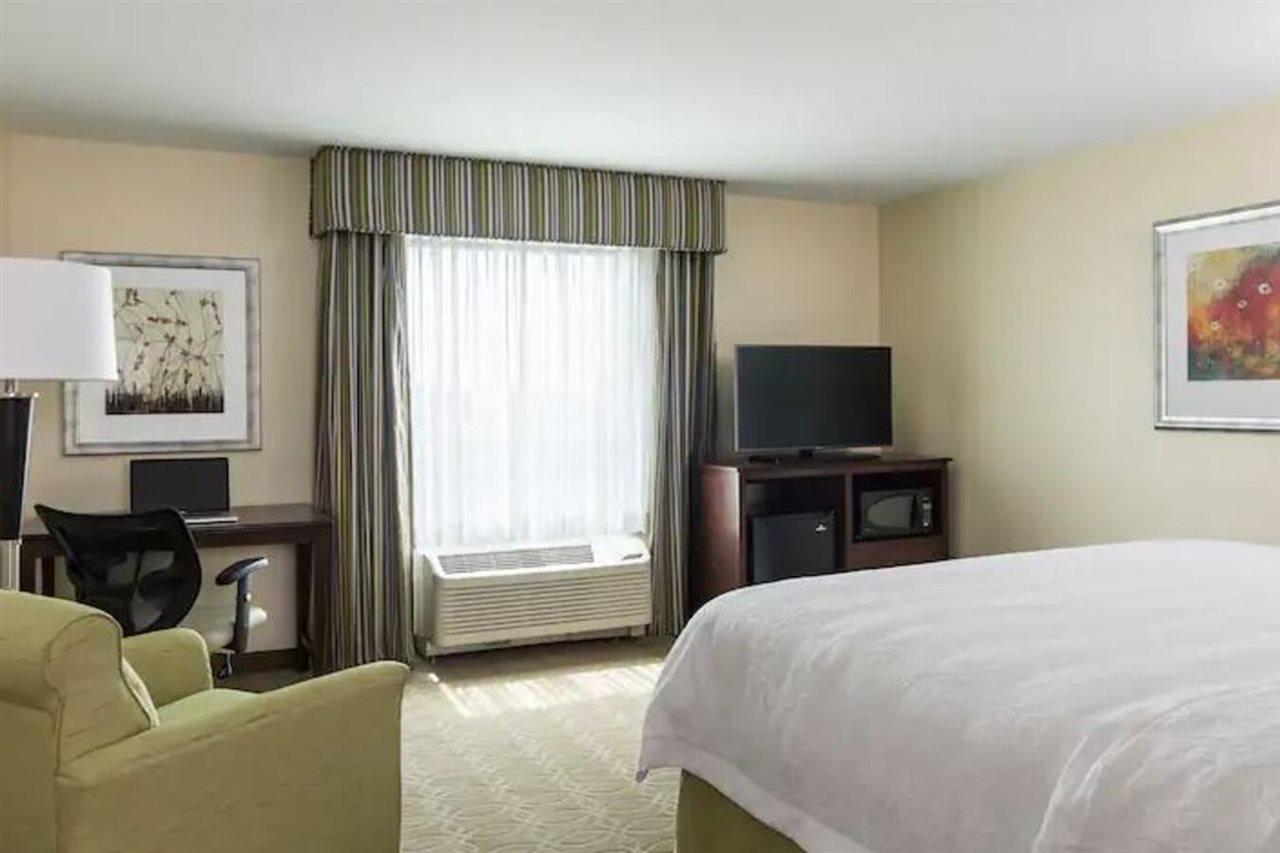 Hampton Inn & Suites Philadelphia Montgomeryville North Wales Exterior foto